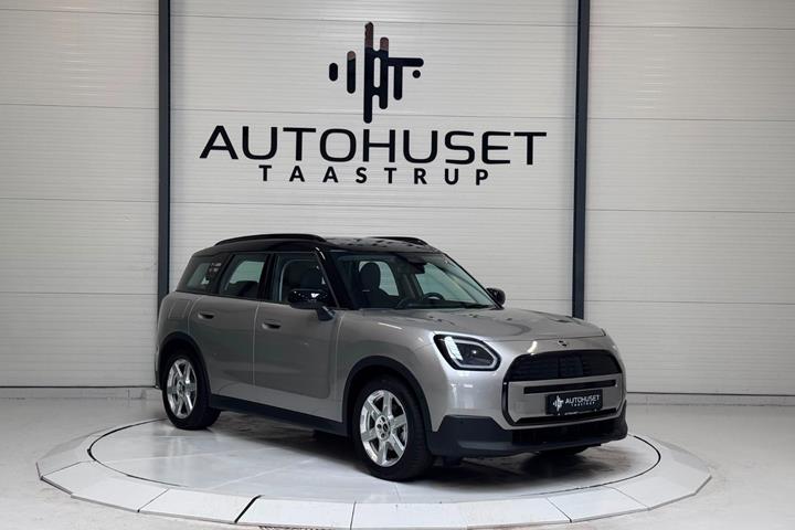 Sølv Mini Countryman E fra 2025