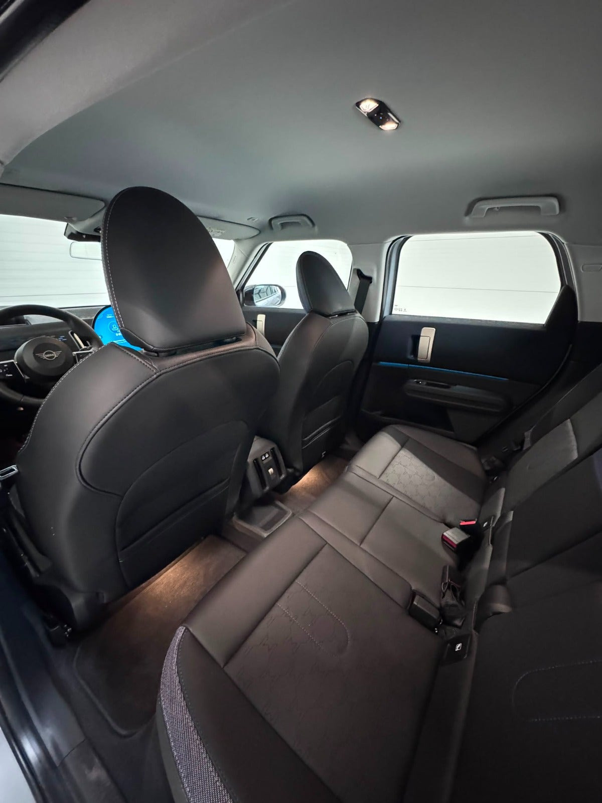 Sølv Mini Countryman E fra 2025