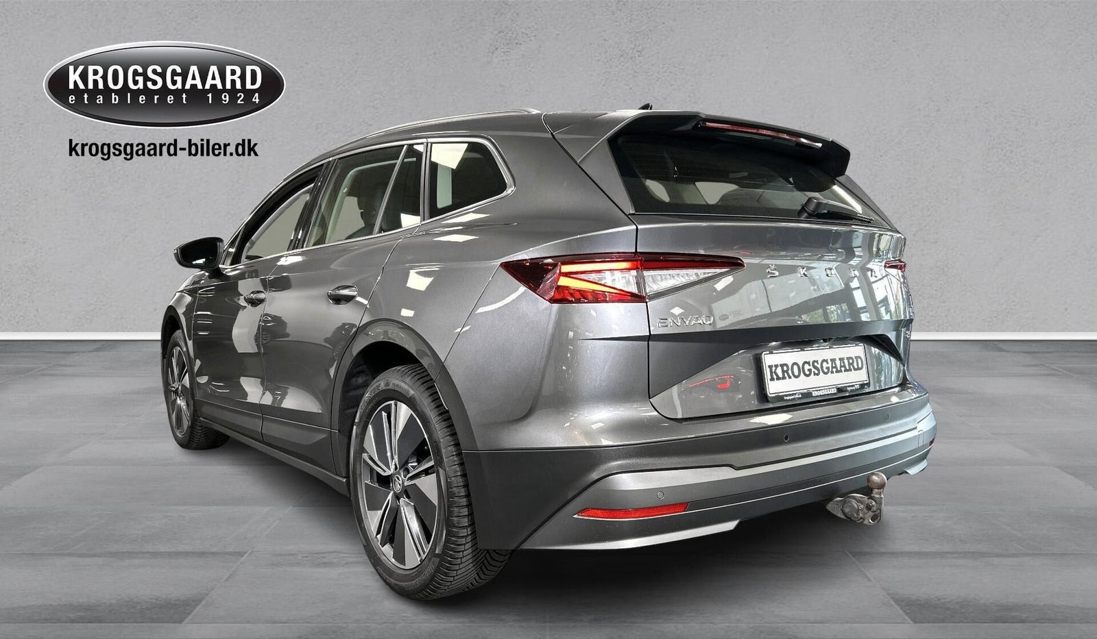 Grå Skoda Enyaq fra 2023