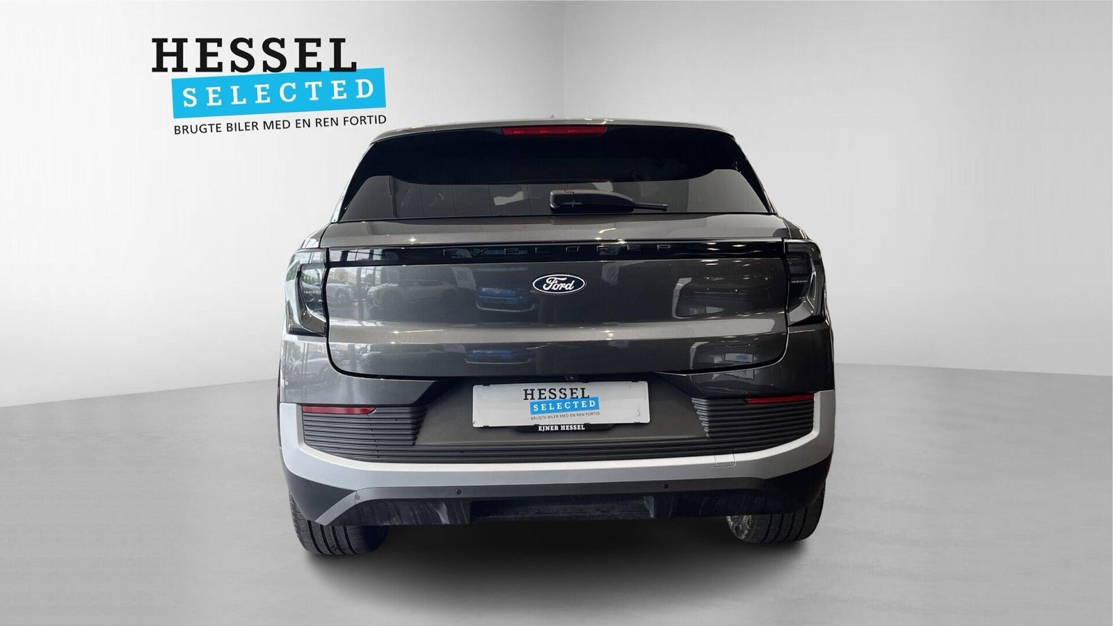 Sort Ford Explorer fra 2026