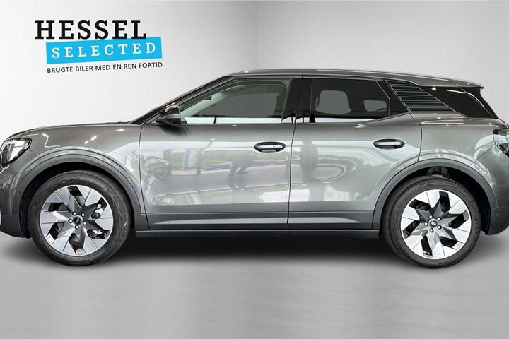 Sort Ford Explorer fra 2026
