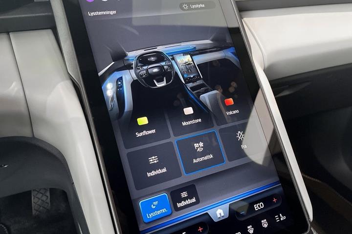 Sort Ford Explorer fra 2026
