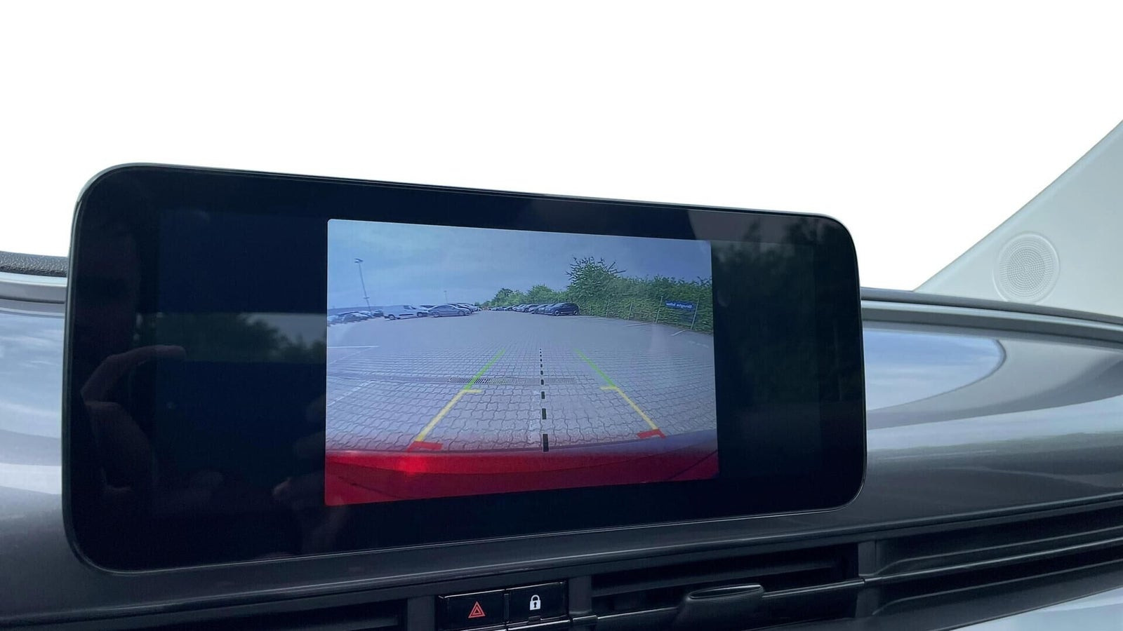 Grå Fiat 500e fra 2023