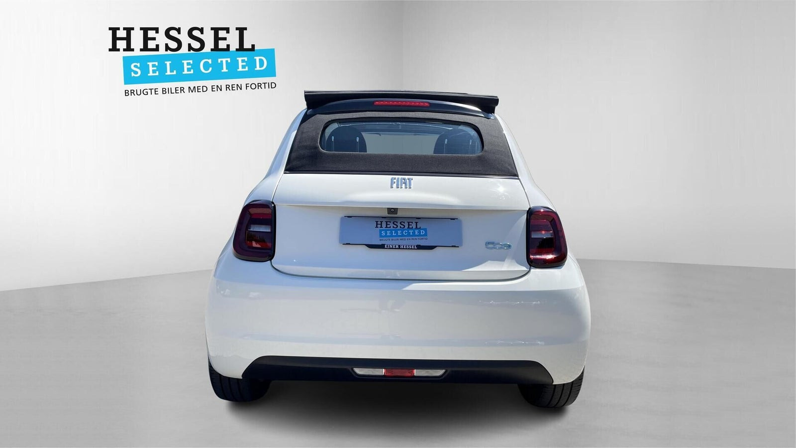 Hvid Fiat 500e fra 2023