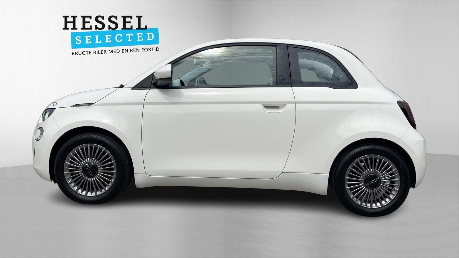 Hvid Fiat 500e fra 2023
