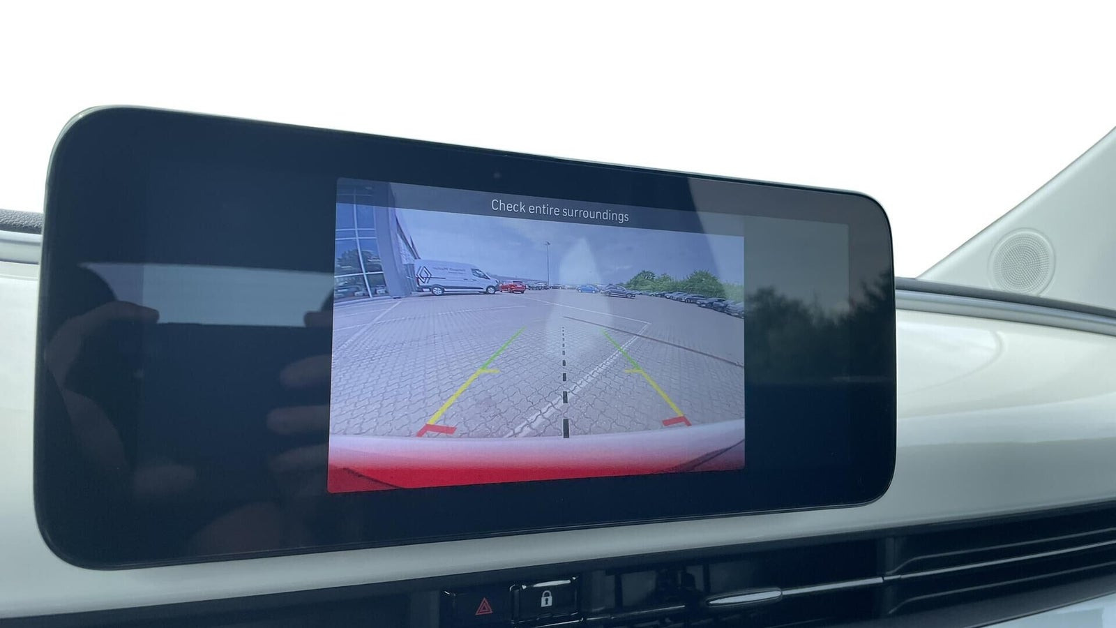 Hvid Fiat 500e fra 2023