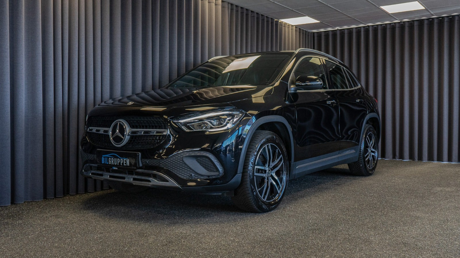 Sort Mercedes GLA250 e fra 2022