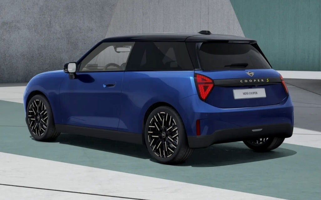 Blå Mini Cooper SE fra 2024