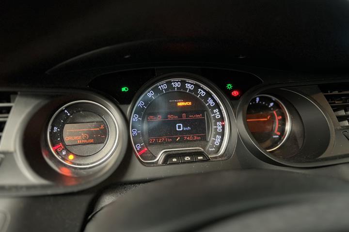 Orange Citroën C5 fra 2008