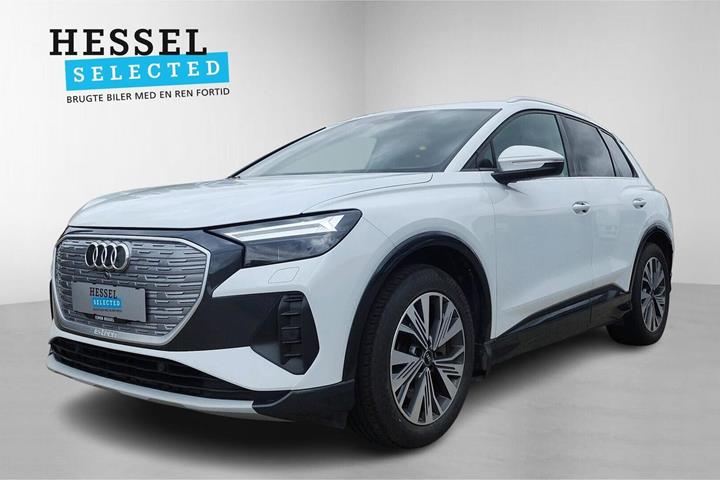 Hvid Audi Q4 e-tron fra 2022 set udefra