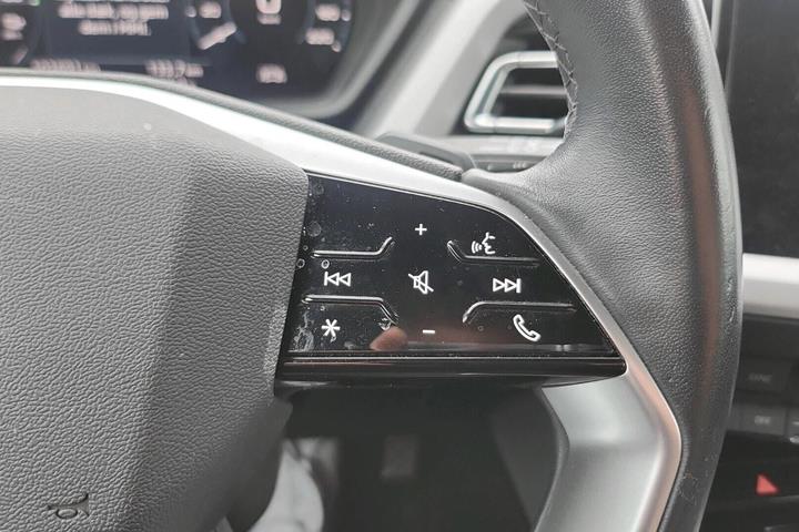 Hvid Audi Q4 e-tron fra 2022