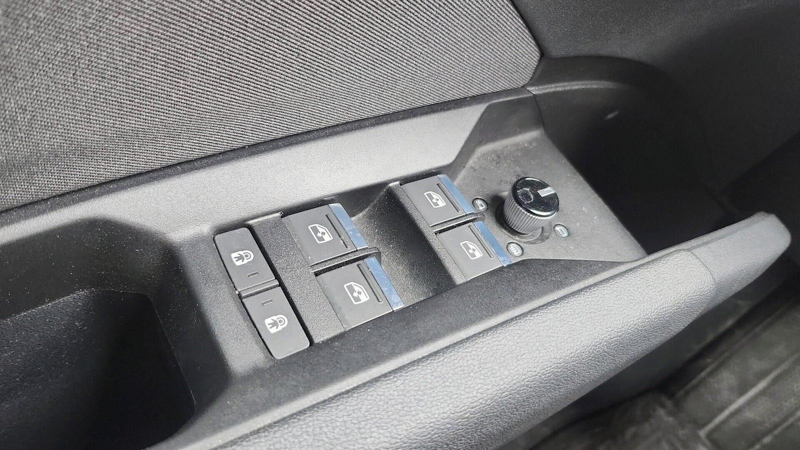 Hvid Audi Q4 e-tron fra 2022