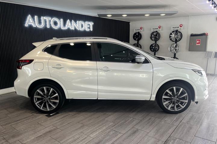 Hvid Nissan Qashqai fra 2019