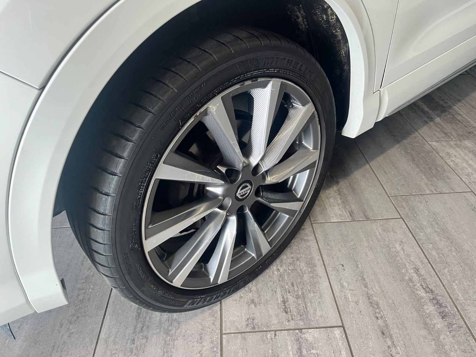 Hvid Nissan Qashqai fra 2019