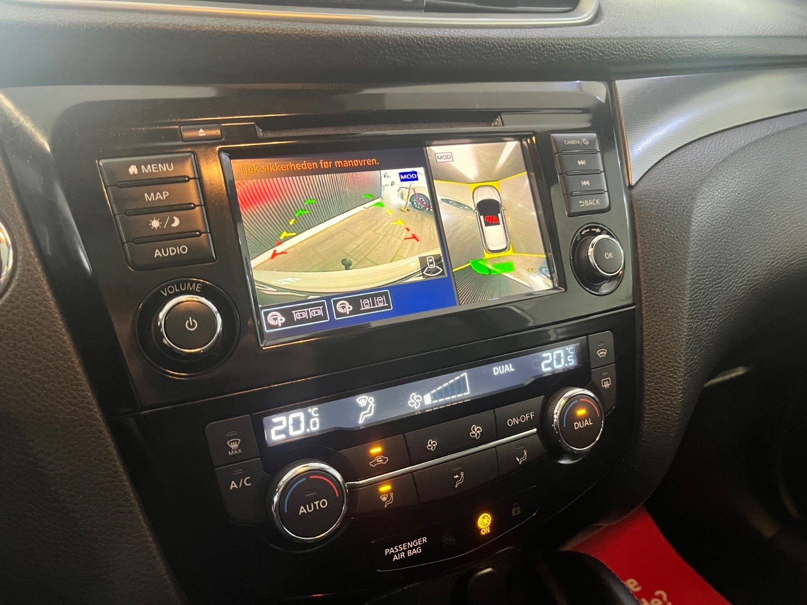 Hvid Nissan Qashqai fra 2019