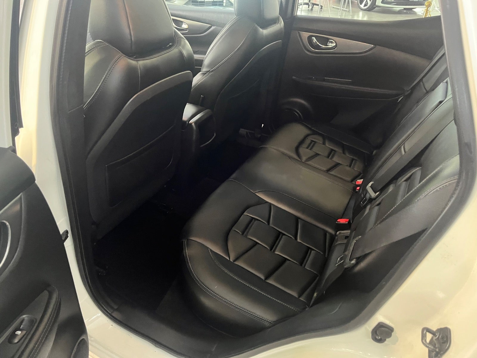 Hvid Nissan Qashqai fra 2019