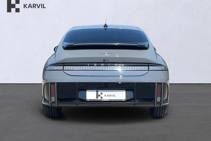 Grå Hyundai Ioniq 6 fra 2024