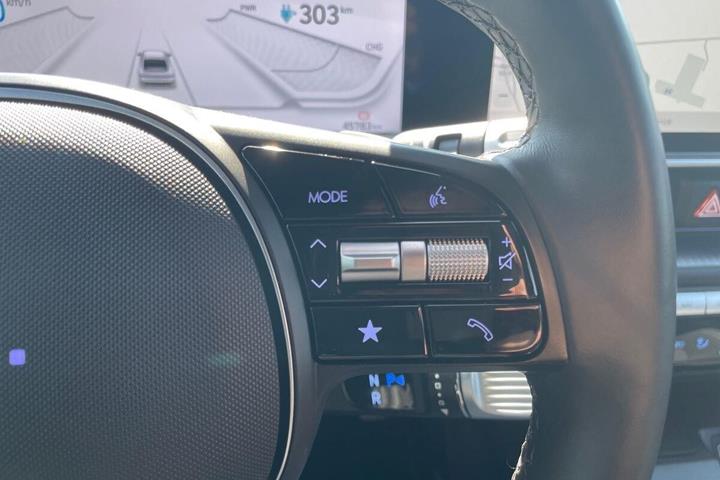 Grå Hyundai Ioniq 6 fra 2024