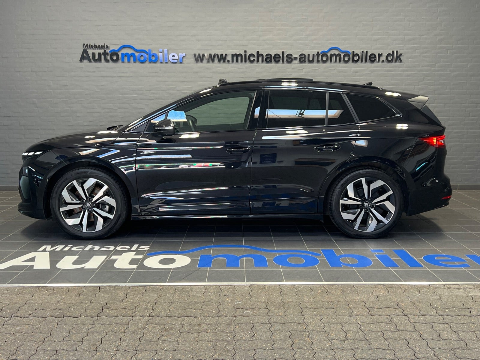 Sort Skoda Enyaq fra 2025