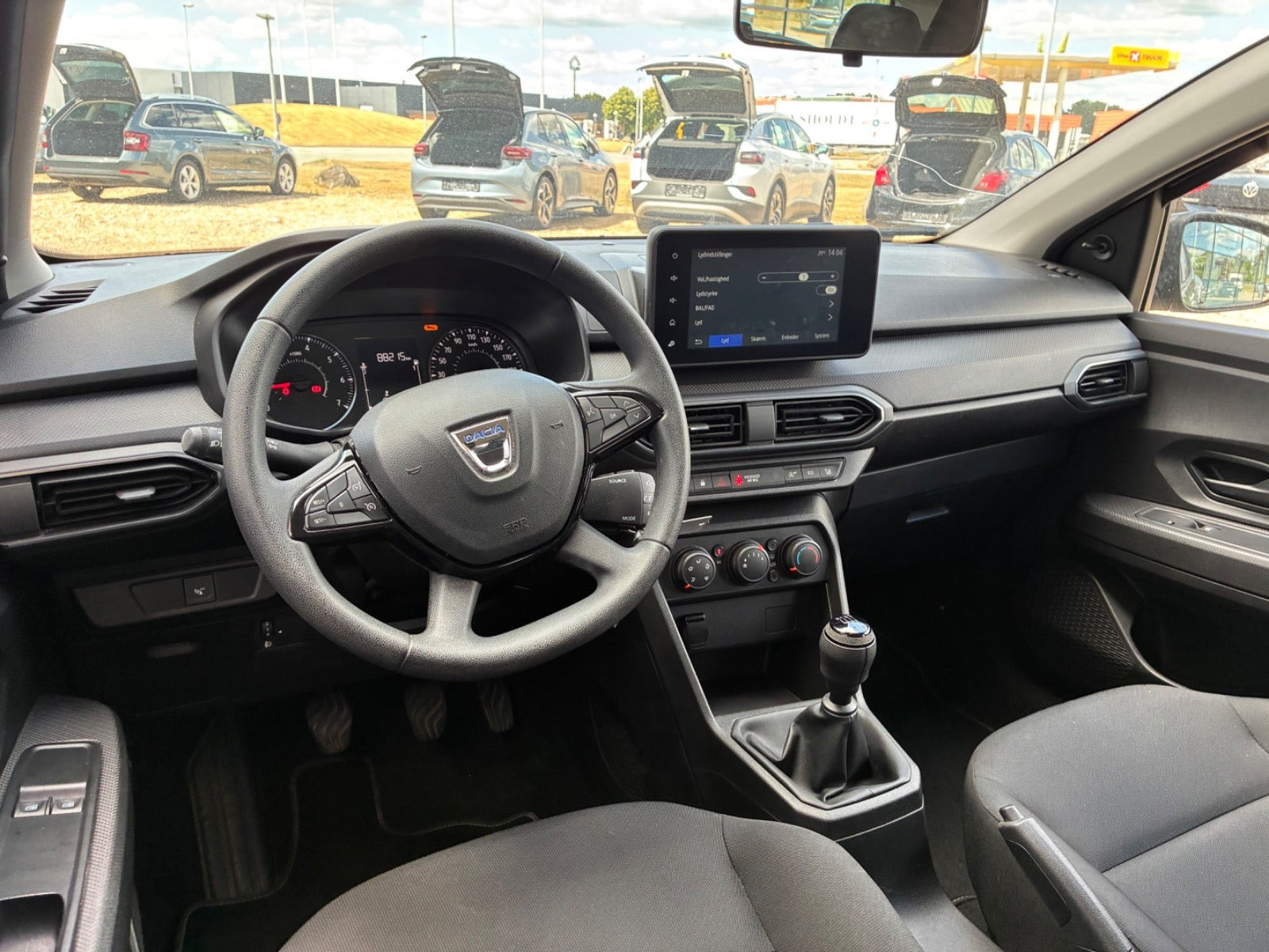 Grå Dacia Sandero fra 2021