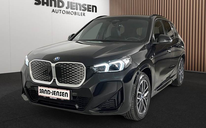 BMW iX1 eDrive20 Fully Charged M-Sport