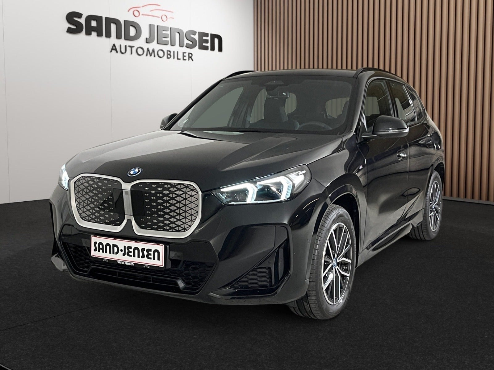 BMW iX1 xDrive30 M-Sport Premium