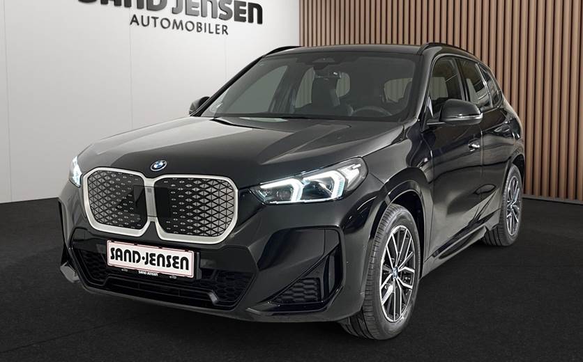 BMW iX1 xDrive30 M-Sport Premium