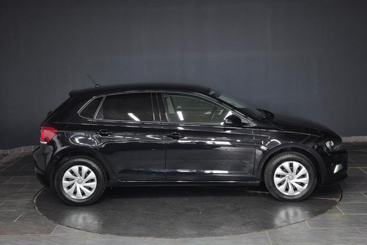 Sort VW Polo fra 2020
