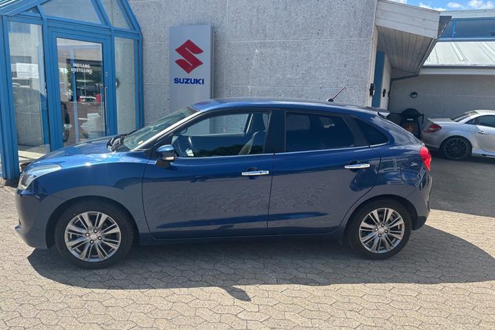 Blå Suzuki Baleno fra 2019