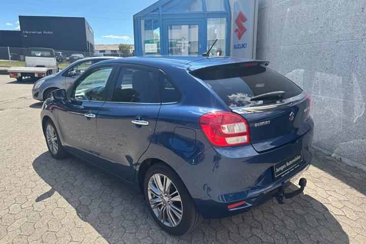 Blå Suzuki Baleno fra 2019