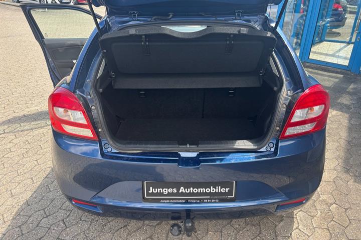 Blå Suzuki Baleno fra 2019