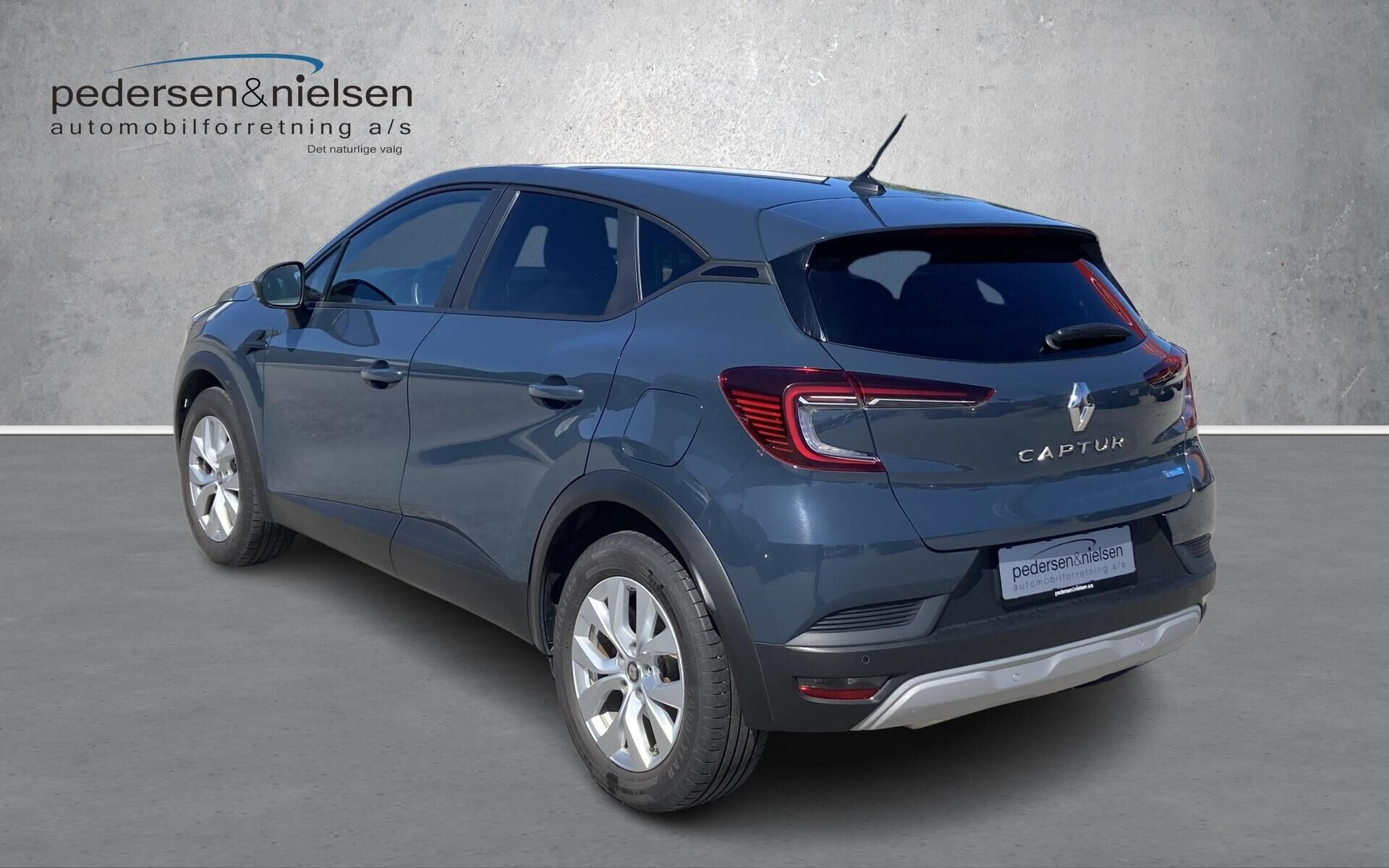 Blå Renault Captur fra 2022
