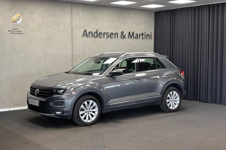Grå VW T-Roc fra 2018