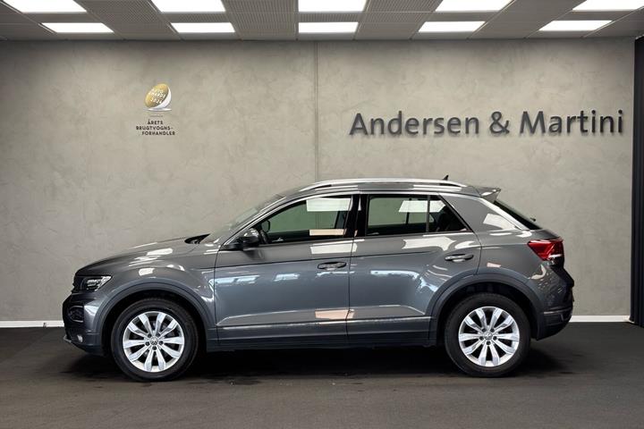 Grå VW T-Roc fra 2018