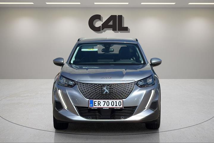 Sølv Peugeot e-2008 fra 2020