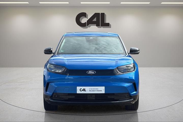 Blå Ford Capri fra 2025