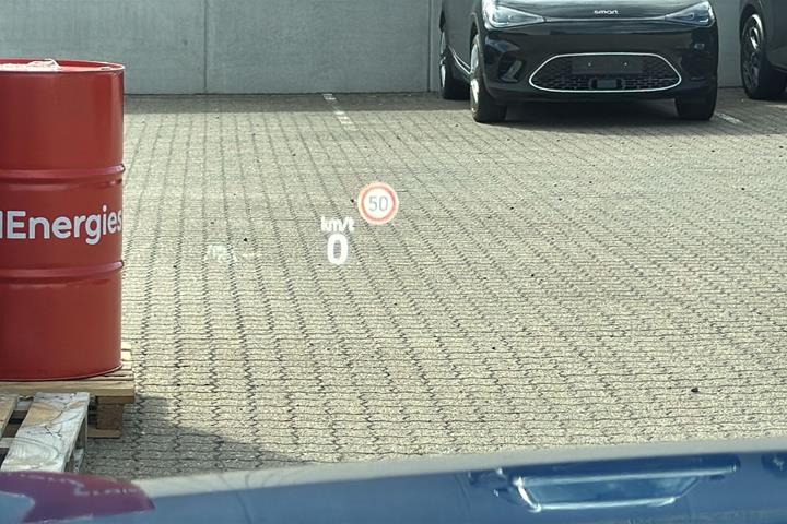 Blå Ford Capri fra 2025