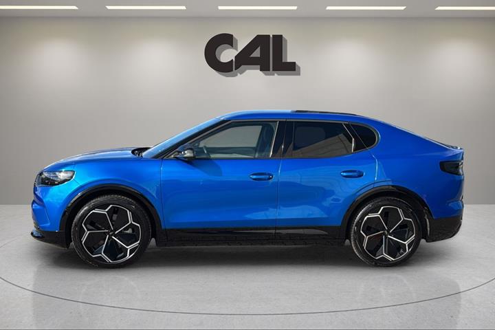 Blå Ford Capri fra 2025