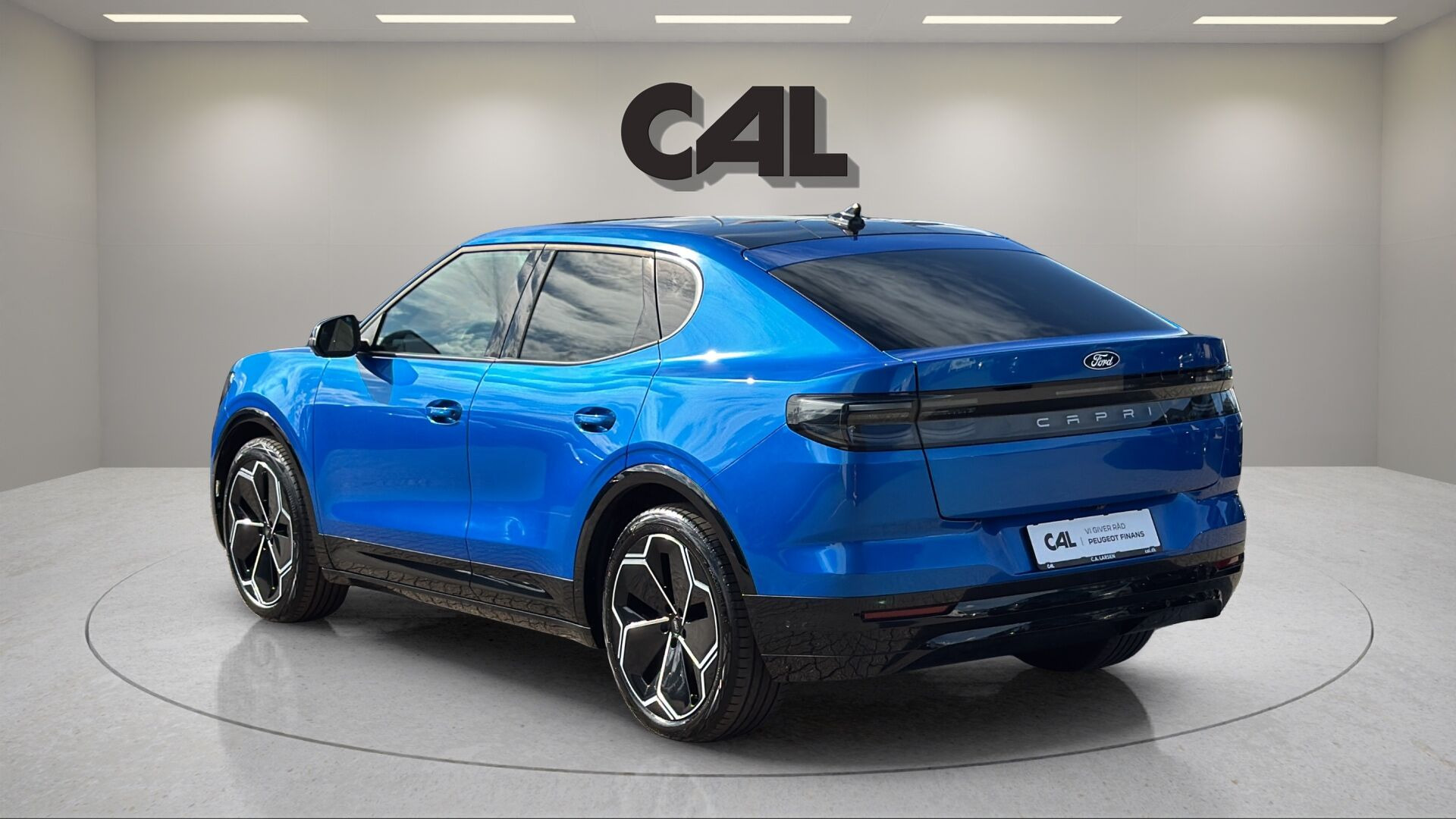Blå Ford Capri fra 2025