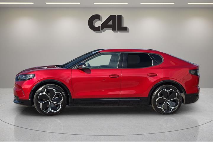 Rød Ford Capri fra 2025