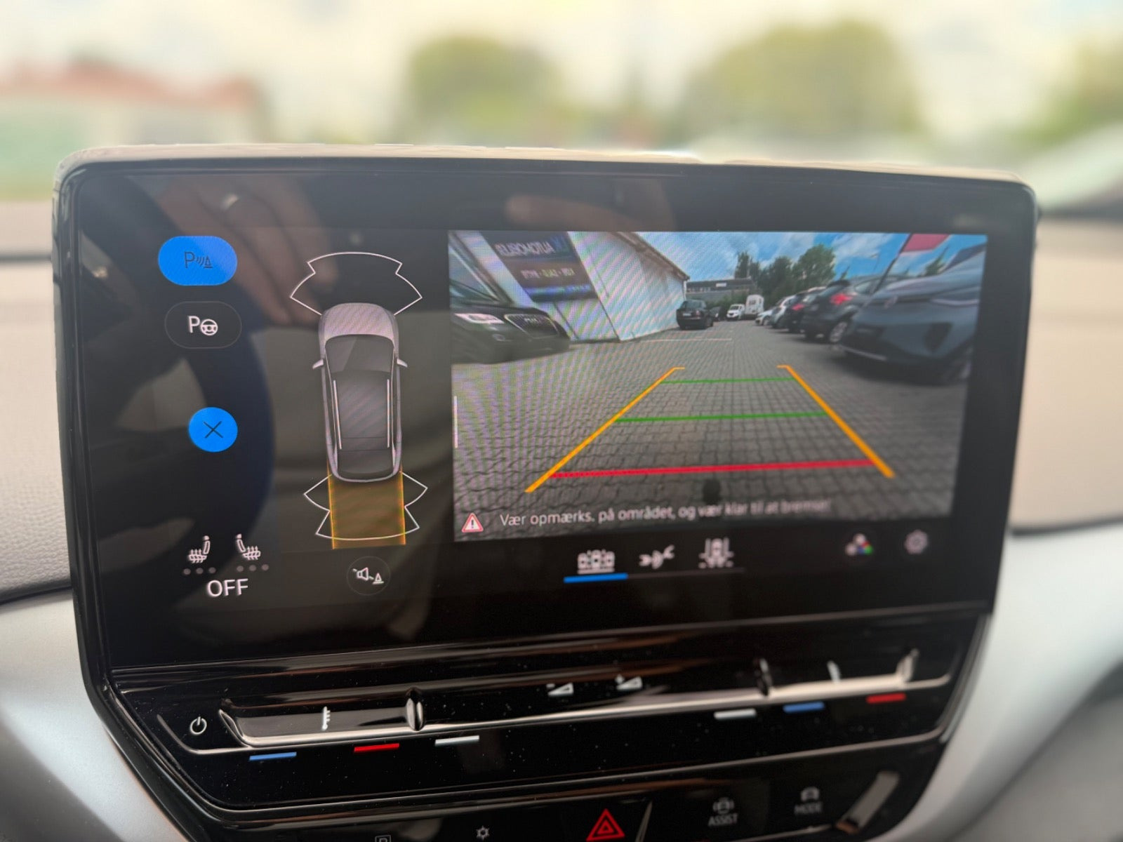 Grå VW ID.4 fra 2022