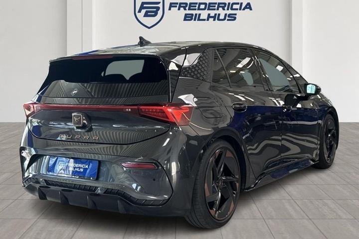 Grå Cupra Born fra 2023