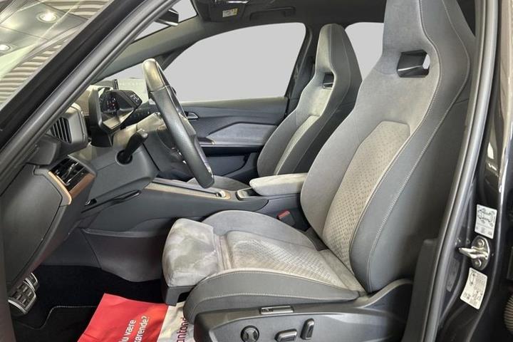 Grå Cupra Born fra 2023