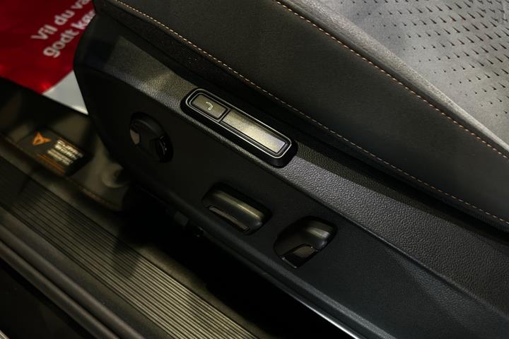 Grå Cupra Born fra 2023