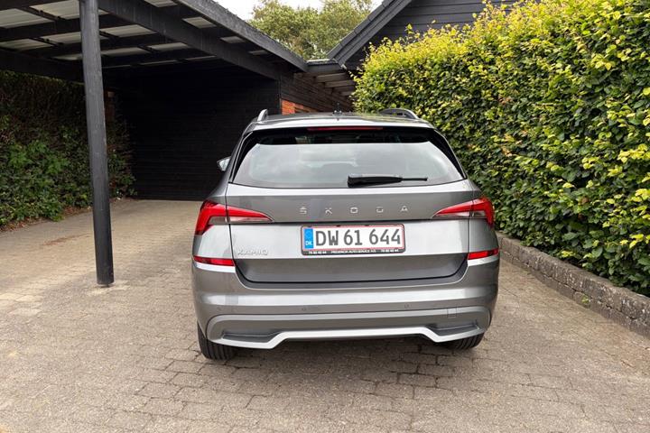 Grå Skoda Kamiq fra 2023