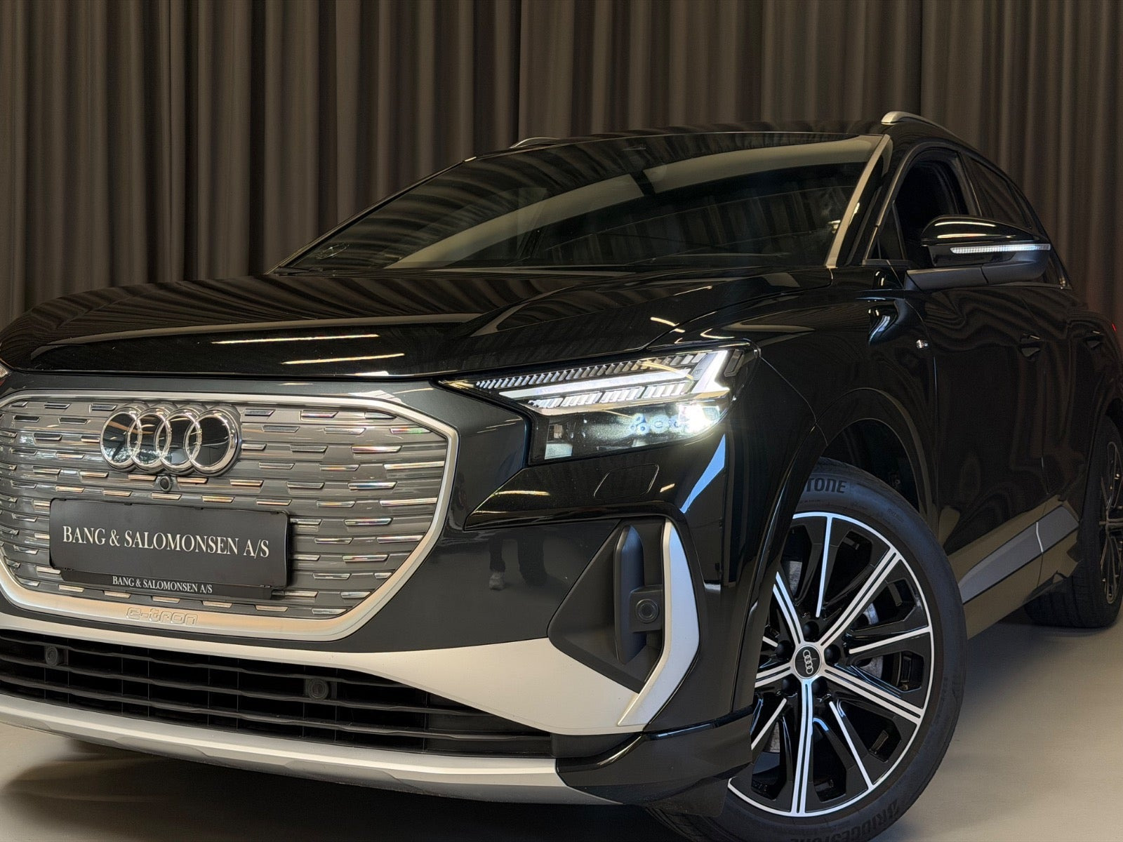 Sort Audi Q4 e-tron fra 2022