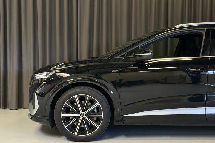 Sort Audi Q4 e-tron fra 2022