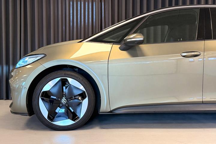 Grøn VW ID.3 fra 2023