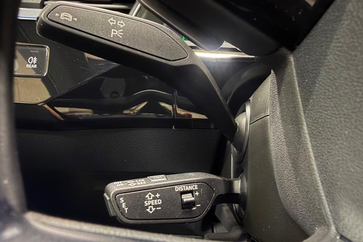 Sort Audi e-tron fra 2021