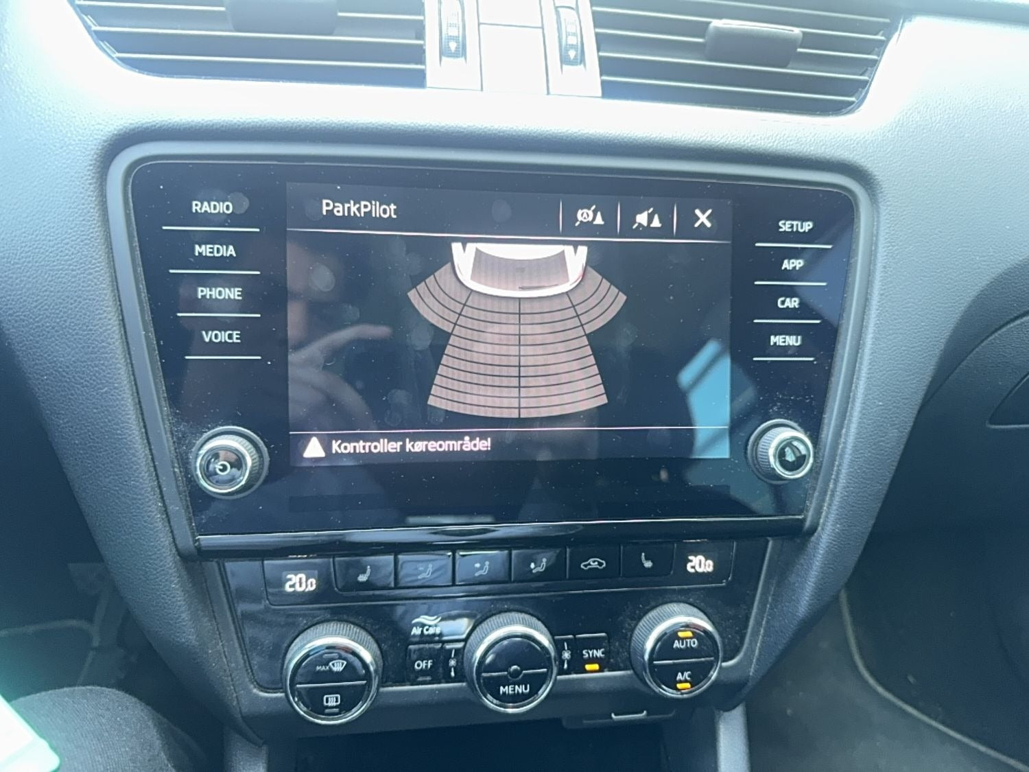 Sort Skoda Octavia fra 2018